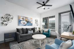 Luxury Apartment - Pool, Restaurants & Shopping - Image 2