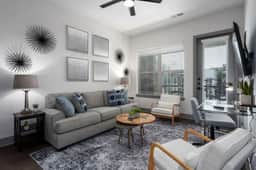 Luxury Apartment: Pool, Near Grandview Medical - Image 4