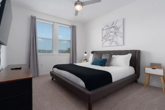 2 King Suites + Pool Near Oak Mountain - Image 1