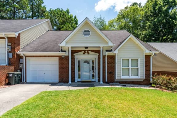 Hoover Townhouse|Great location|3 BR 3 Bath - Image 1